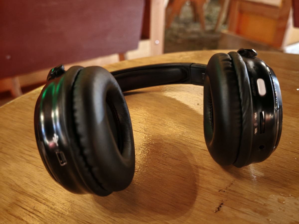 Na silent disco begint Lowlands aan eerste festivaldag Na silent disco begint Lowlands aan eerste festivaldag